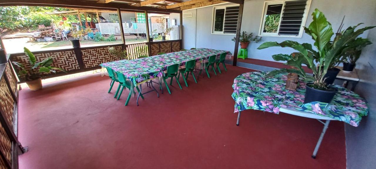 Pension Toka Eva Nuku Hiva Exterior photo